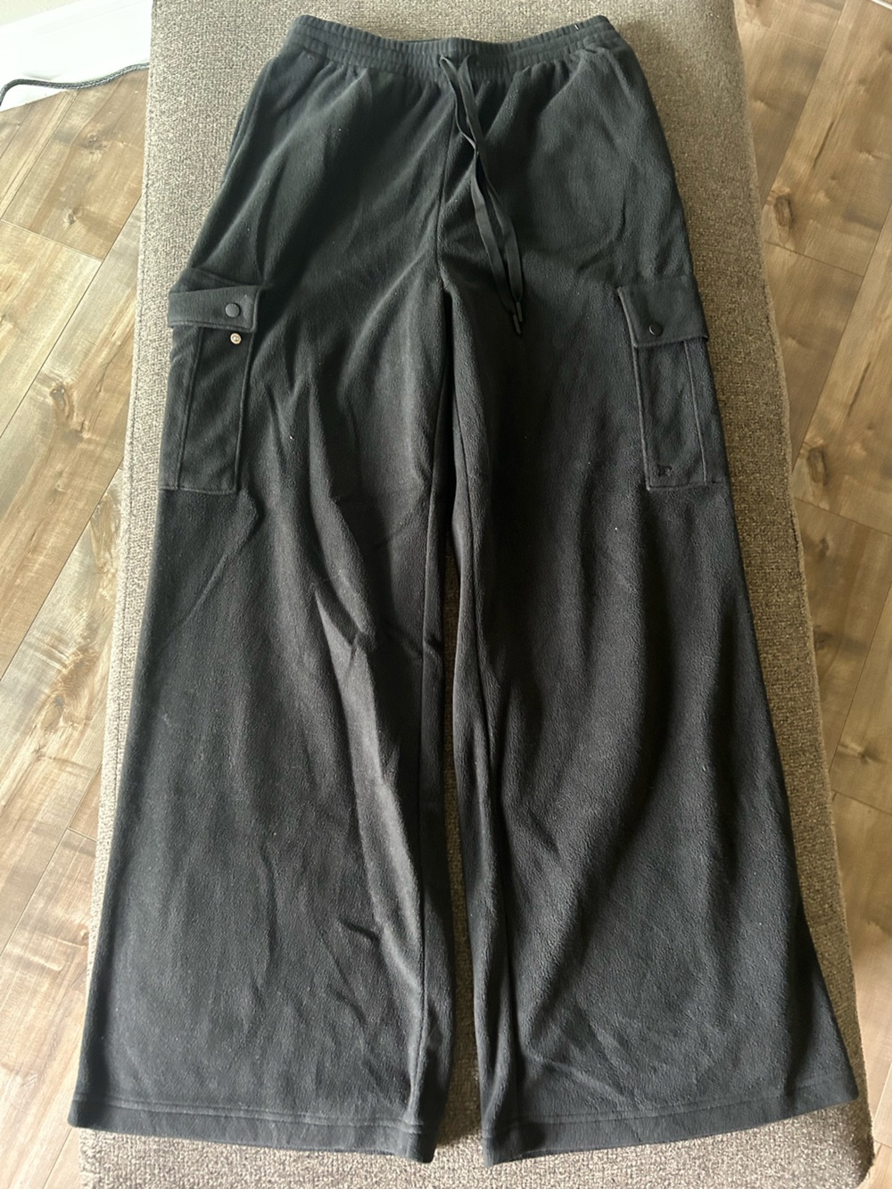 PINK Victoria's Secret Black Wide Leg Cargo Sweatpants